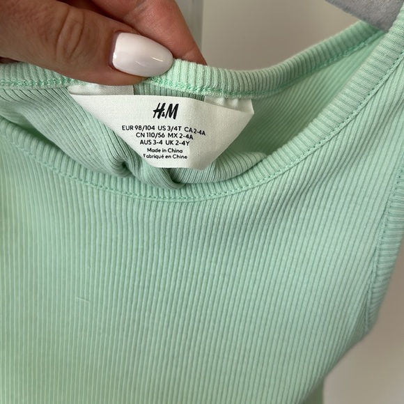 H&M Ribbed Tank Top 3/4T - Picture 2 of 4